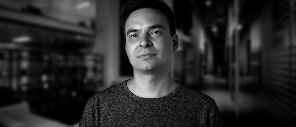 На фото ВЛАД ГАЛЯПА CREATIVE DIRECTOR provid