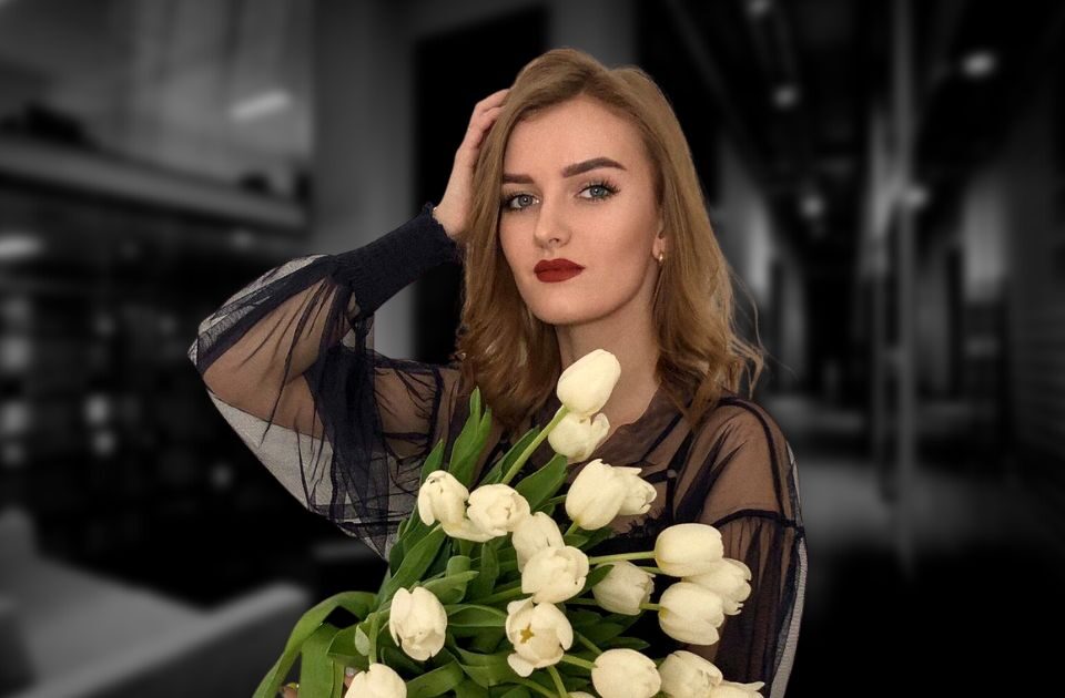 На фото Ірина Лозинська